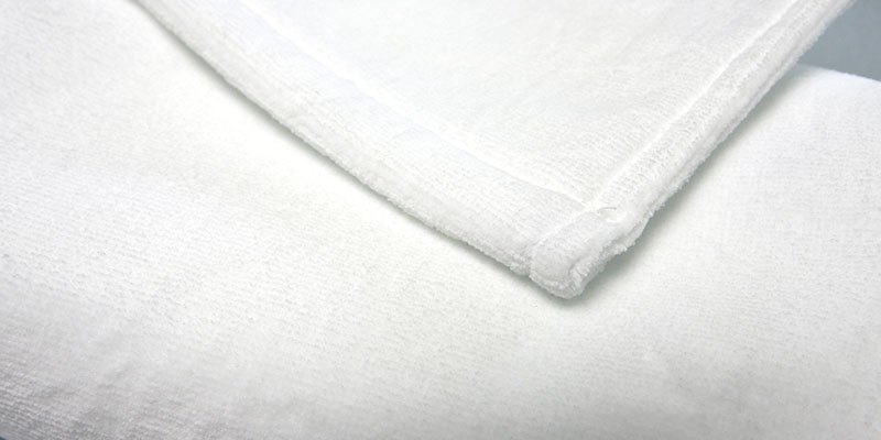 肉厚で贅沢なコットン100%を使用